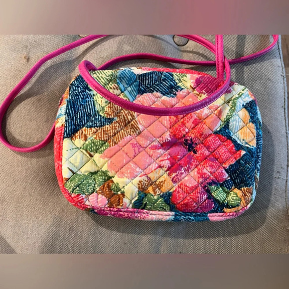 VERA BRADLEY Iconic RFID Little Crossbody - Superbloom Pink like new VERY CUTE! - Picture 5 of 5